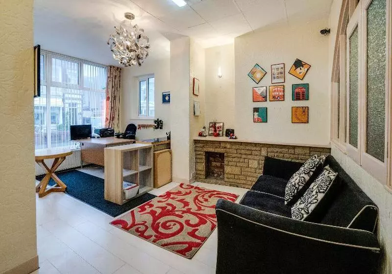 هتل St Kildas, Blackpool Central