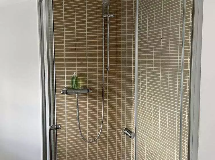 فندق The Greyhound