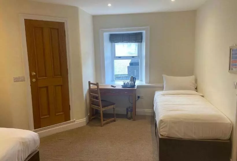 فندق The Greyhound