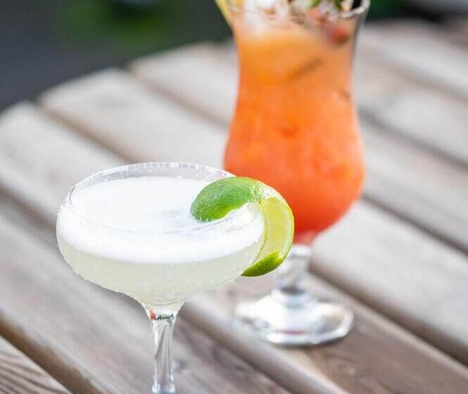 فندق The Pheasant Bar & Restaurant