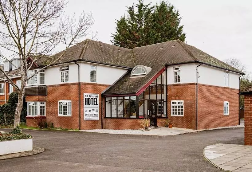 Hotelli The Pheasant Bar & Restaurant