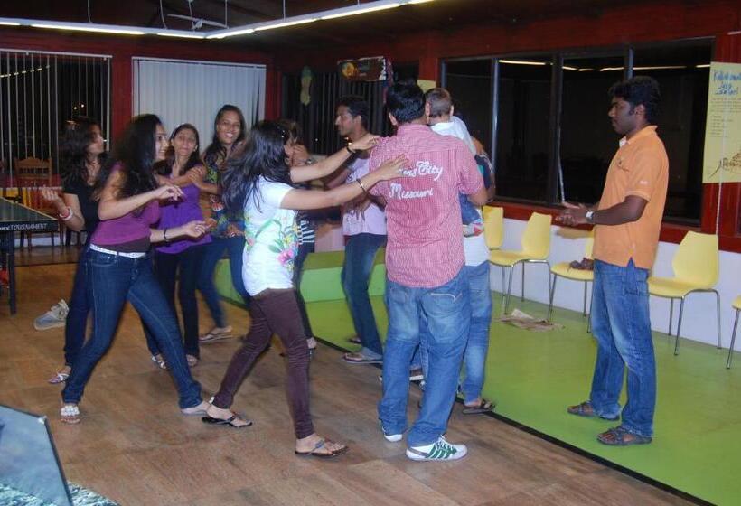 호텔 Westwood Riverside