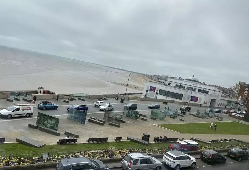 Pembroke Seafront B&b