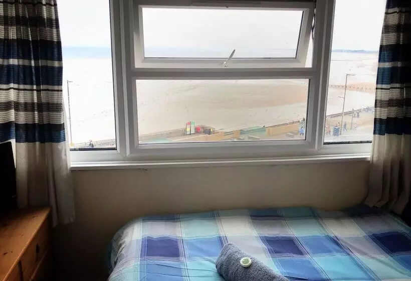 Pembroke Seafront B&b