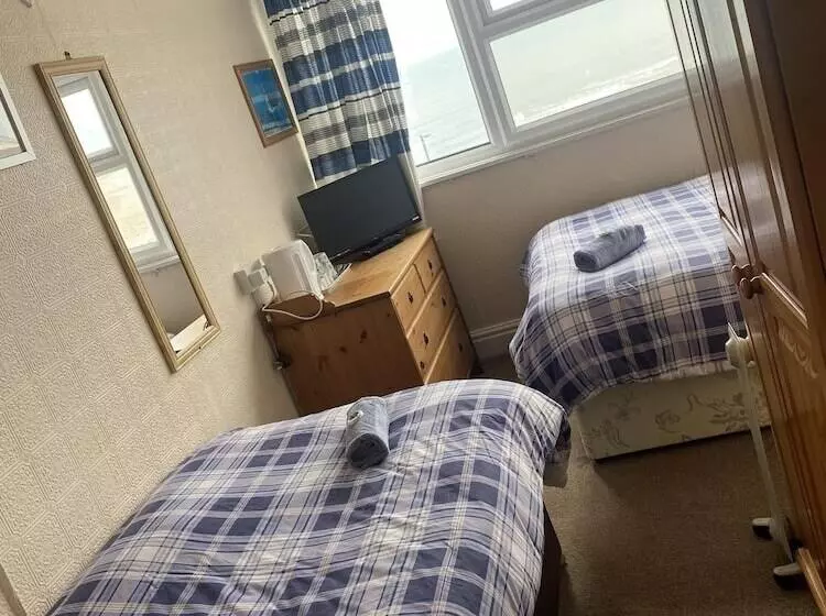 Pembroke Seafront B&b