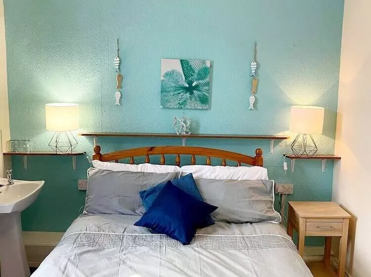 Pembroke Seafront B&b