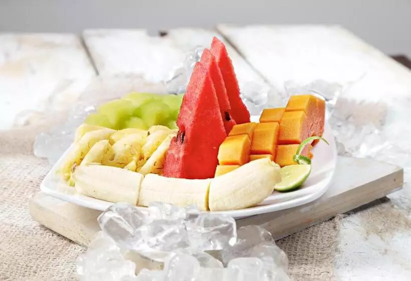 اقامتگاه The Banyumas Villa