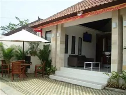 Tanjung Lima Hotel Legian