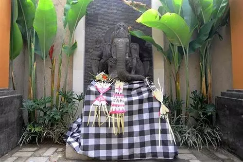 Tanjung Lima Hotel Legian