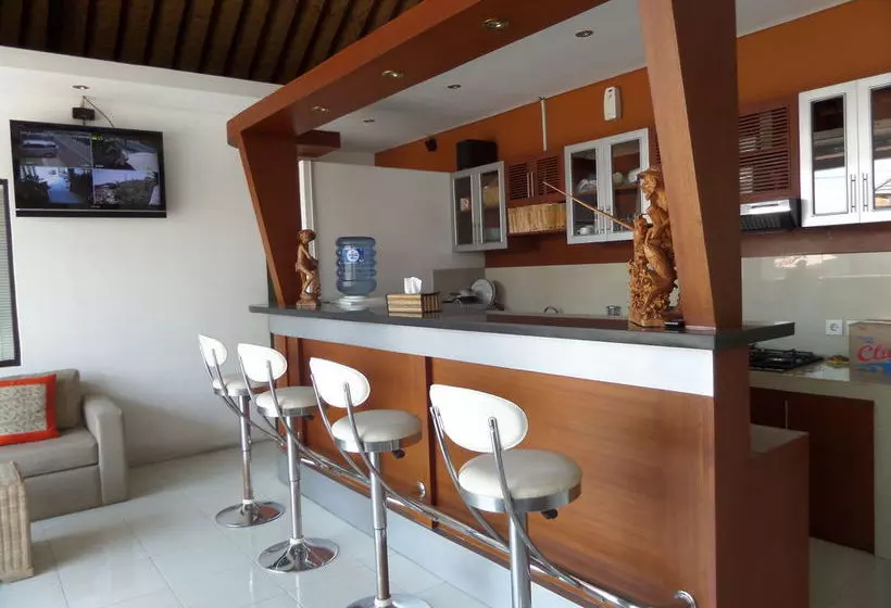 Tanjung Lima Hotel Legian