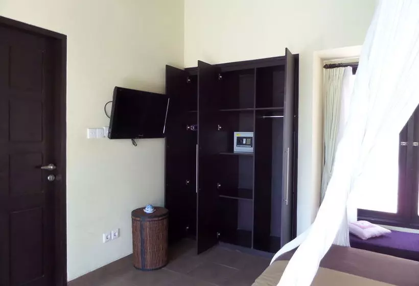 Tanjung Lima Hotel Legian