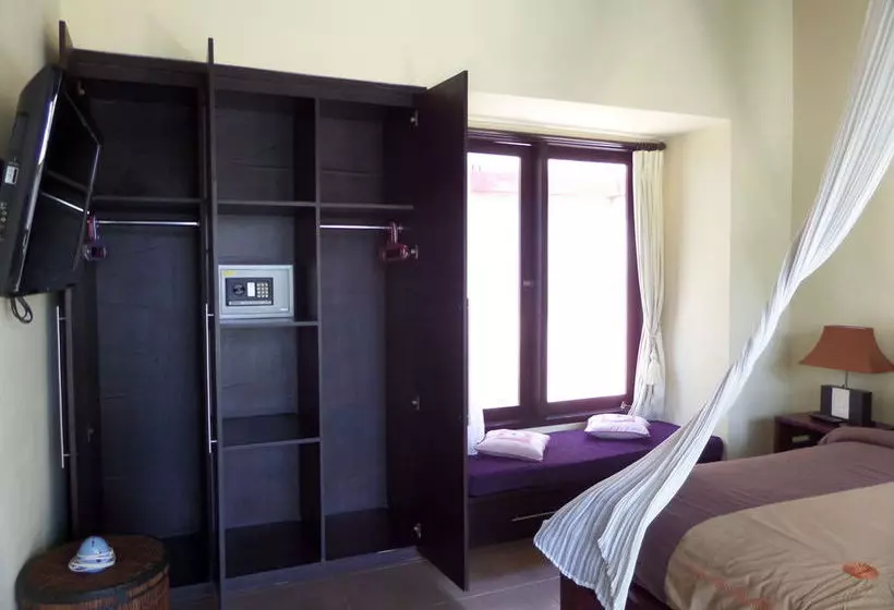 Tanjung Lima Hotel Legian