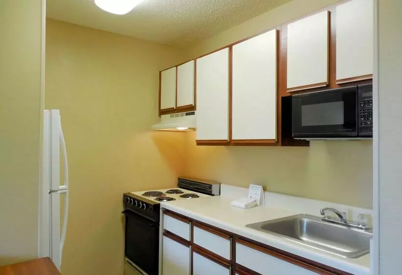 Extended Stay America Suites  Fort Lauderdale  Cypress Creek  Nw 6th Way