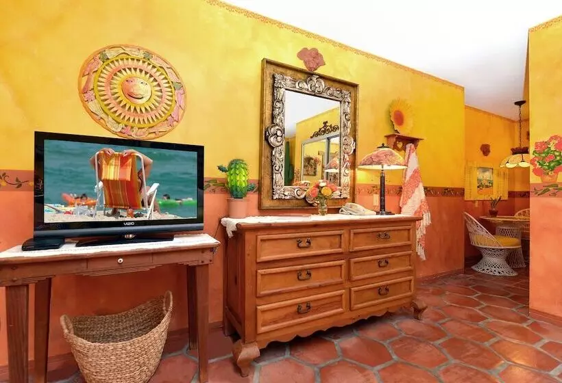 Hotel Blue Seas Courtyard