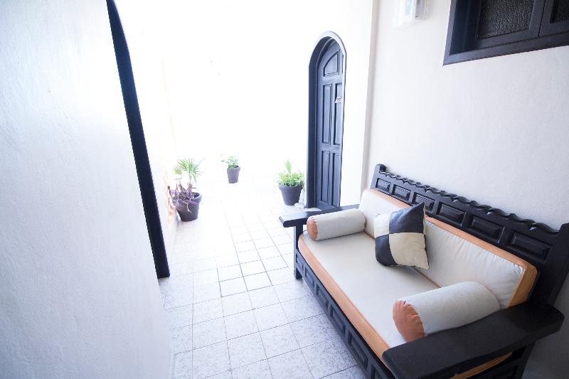 בית מלון כפרי & Restaurant Bucaneros, Isla Mujeres