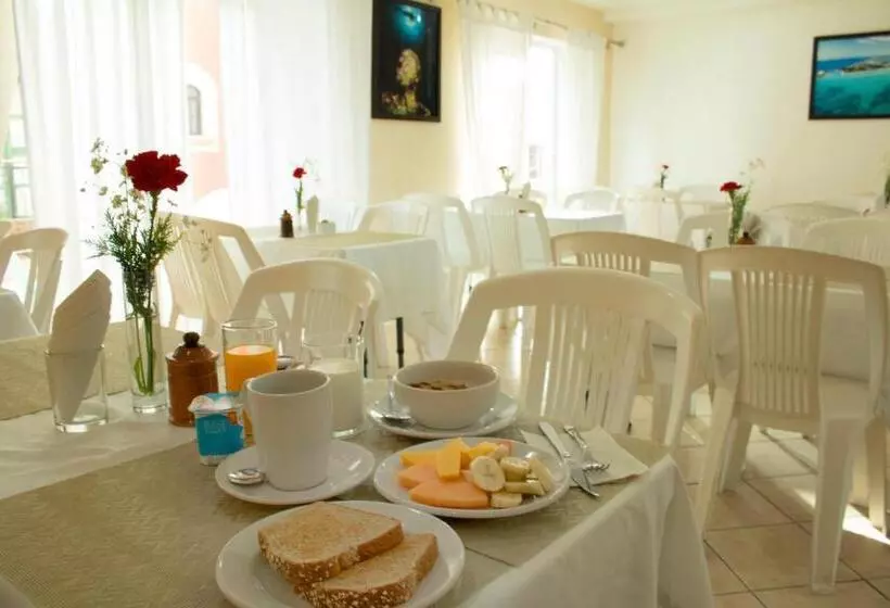 호텔 & Restaurant Bucaneros, Isla Mujeres