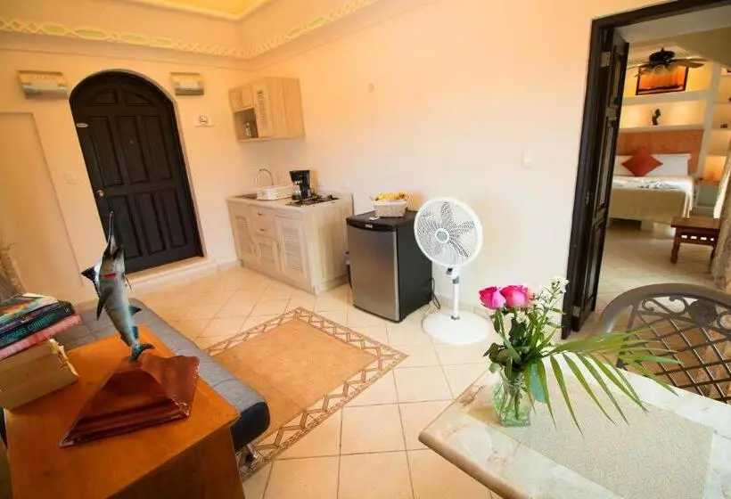 호텔 & Restaurant Bucaneros, Isla Mujeres