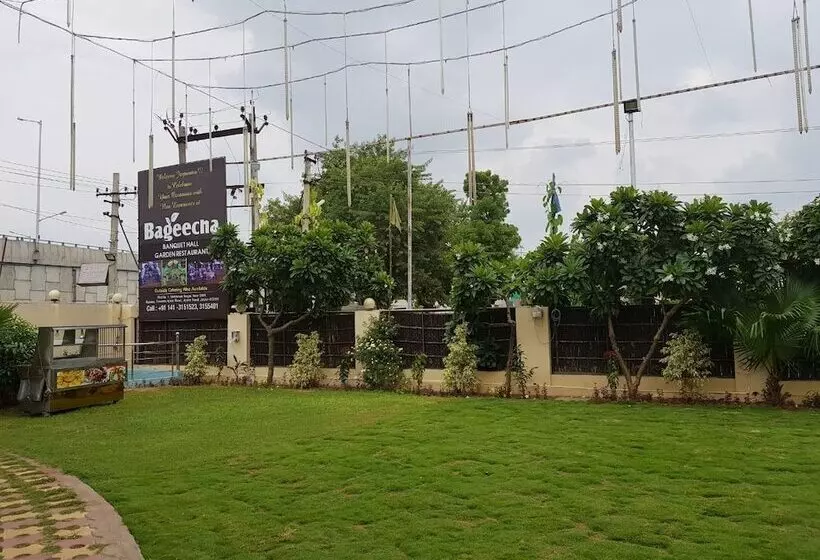 Classic 7 Hotel & Restaurant