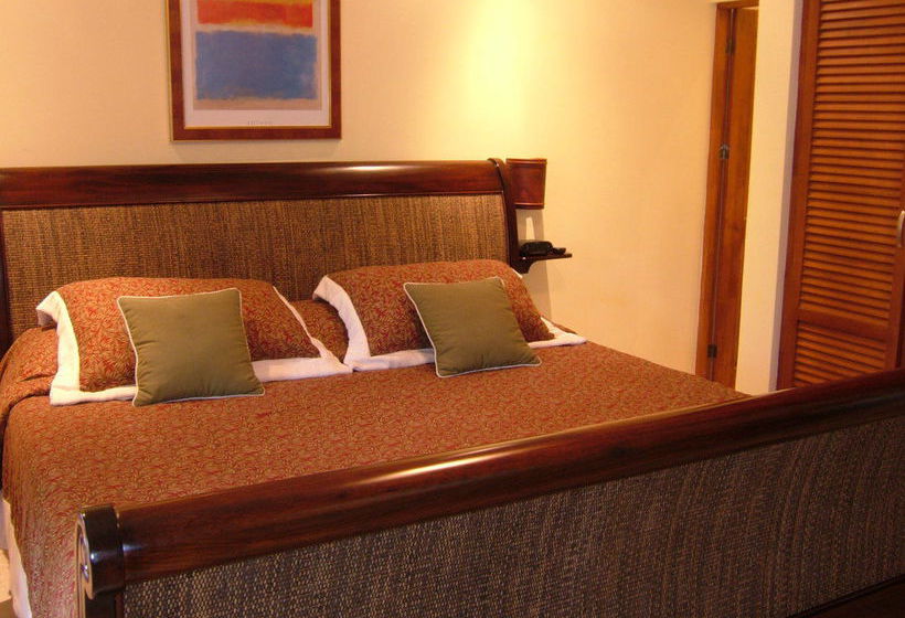 هتل Club Del Cielo