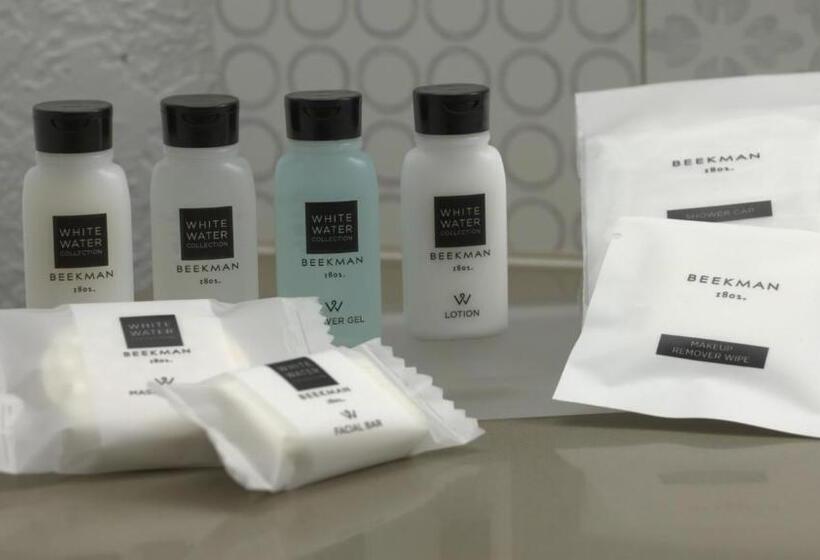 Отель Country Inn & Suites By Radisson, Kansas City At Village West, Ks