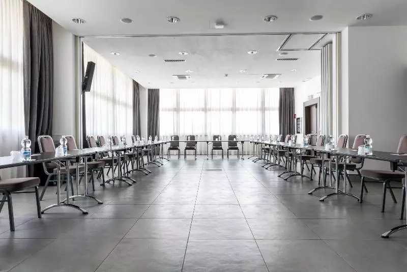 Db Hotel Verona Airport Congress & Spa