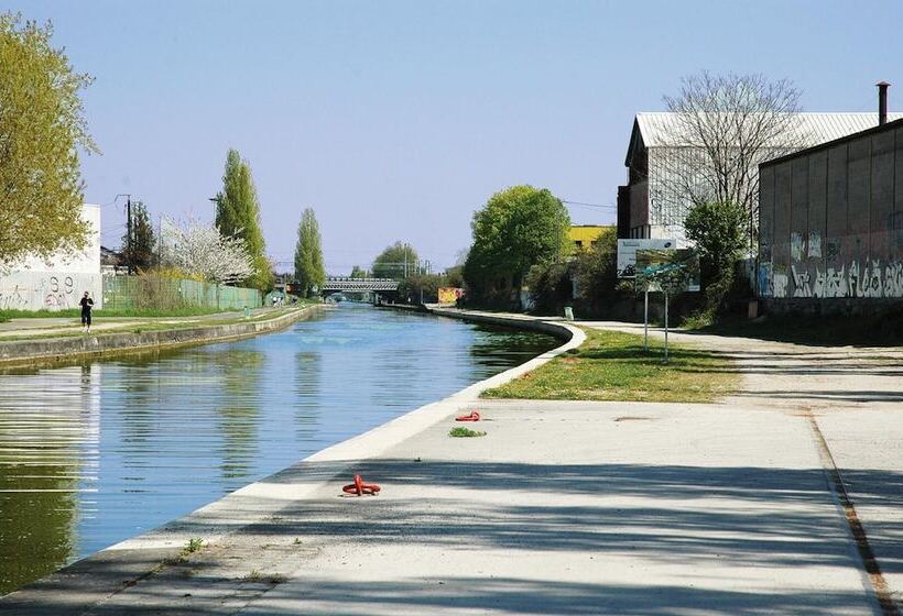 호텔 Le Cheval Noir Hôtel Paris Pantin