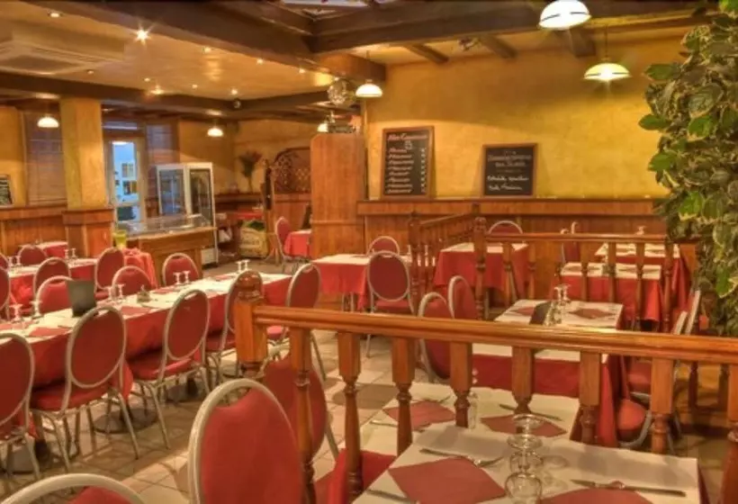 Hotel Le Cheval Noir Hôtel Paris Pantin