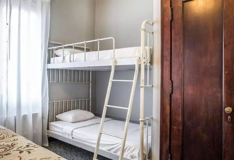 فندق Margarita European Inn, Ascend  Collection