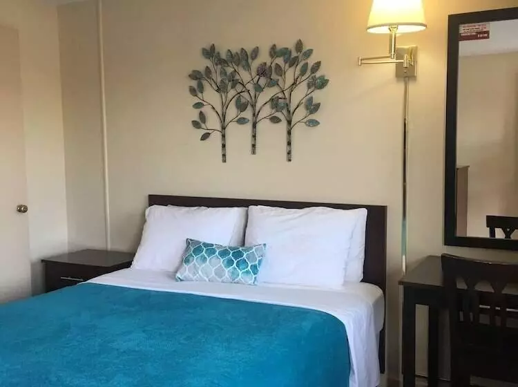 فندق Swiss Cottage Inn