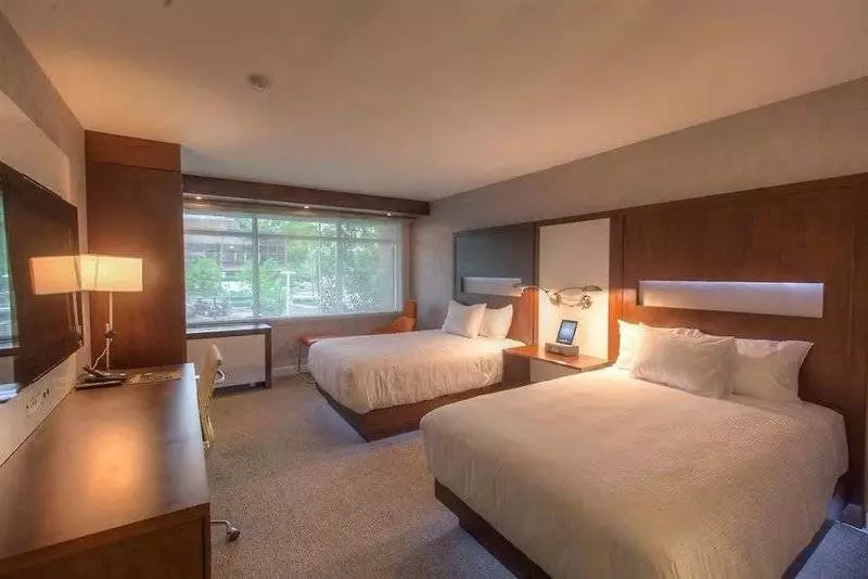 Отель The J House Greenwich