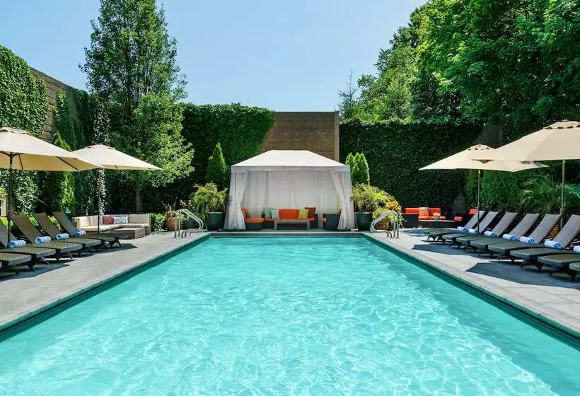 Отель The J House Greenwich