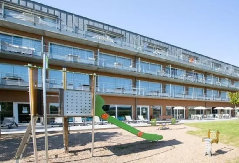 هتل Vacanceole  Le Domaine Du Mont  Mont St Michel