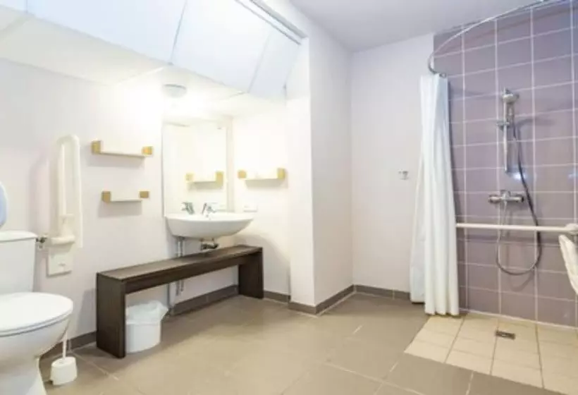 هتل Vacanceole  Le Domaine Du Mont  Mont St Michel