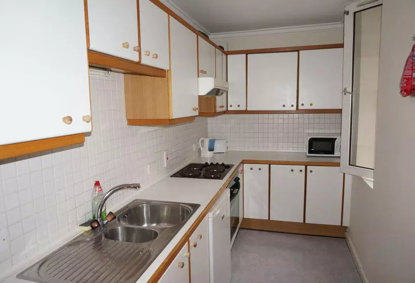 Lad Lane Apartments