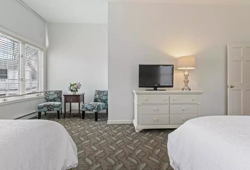 Pink Blossoms Resort