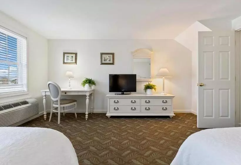 Pink Blossoms Resort