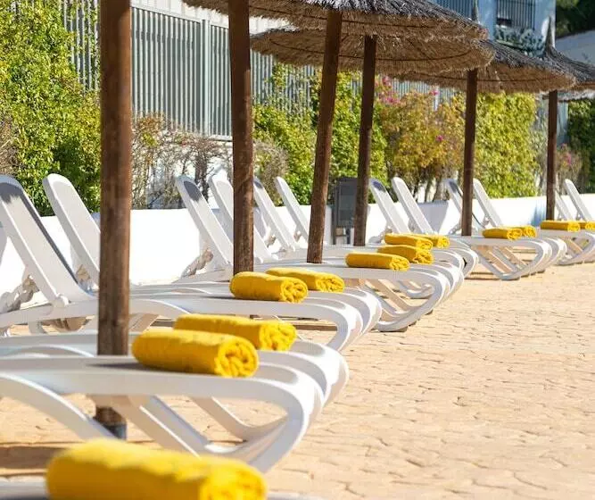 Курорт Complejo Al Sur