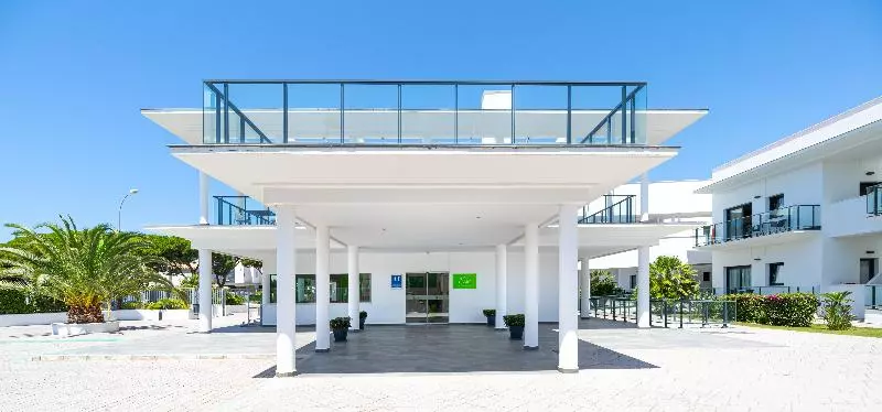 Курорт Complejo Al Sur