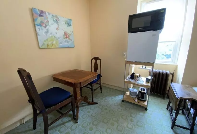 Fort Place Bed & Breakfast