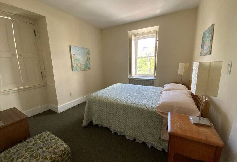 Fort Place Bed & Breakfast