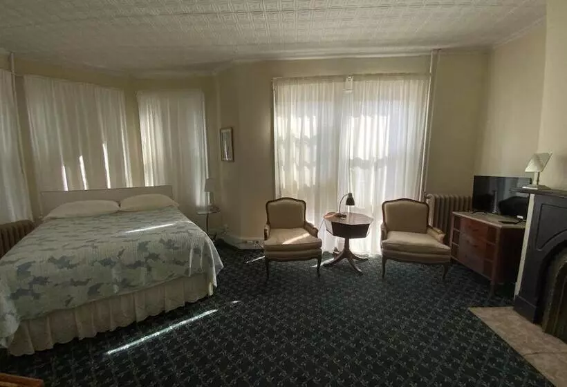 Fort Place Bed & Breakfast