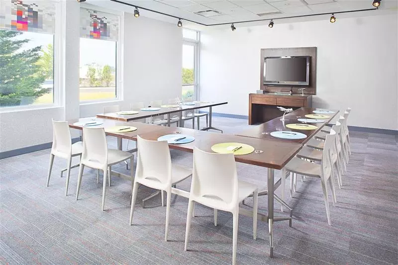 فندق Aloft Philadelphia Airport