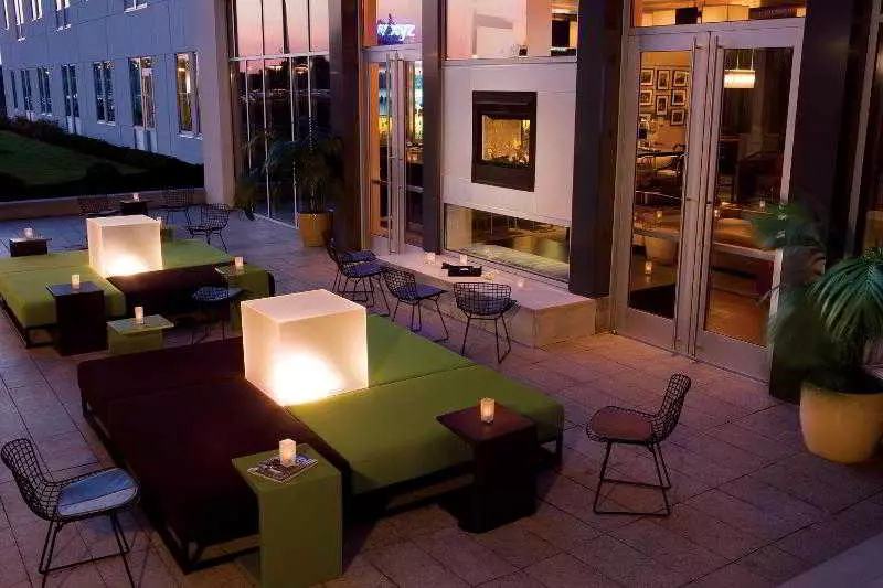فندق Aloft Philadelphia Airport