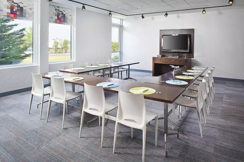 فندق Aloft Philadelphia Airport