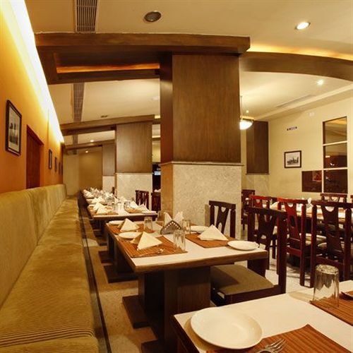 בית מלון כפרי Central Tower