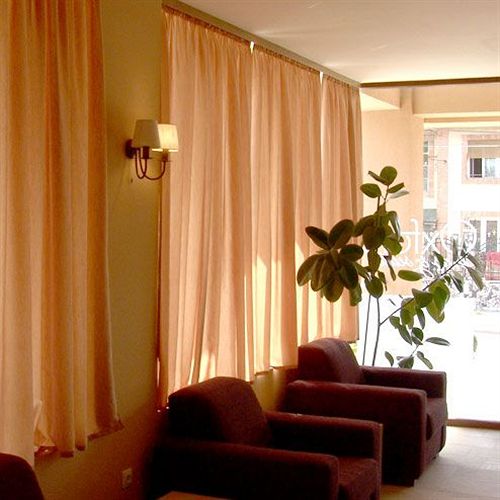 בית מלון כפרי Central Tower