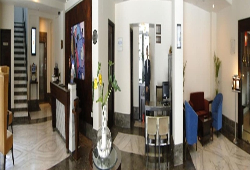 فندق City Heart Sarovar Portico