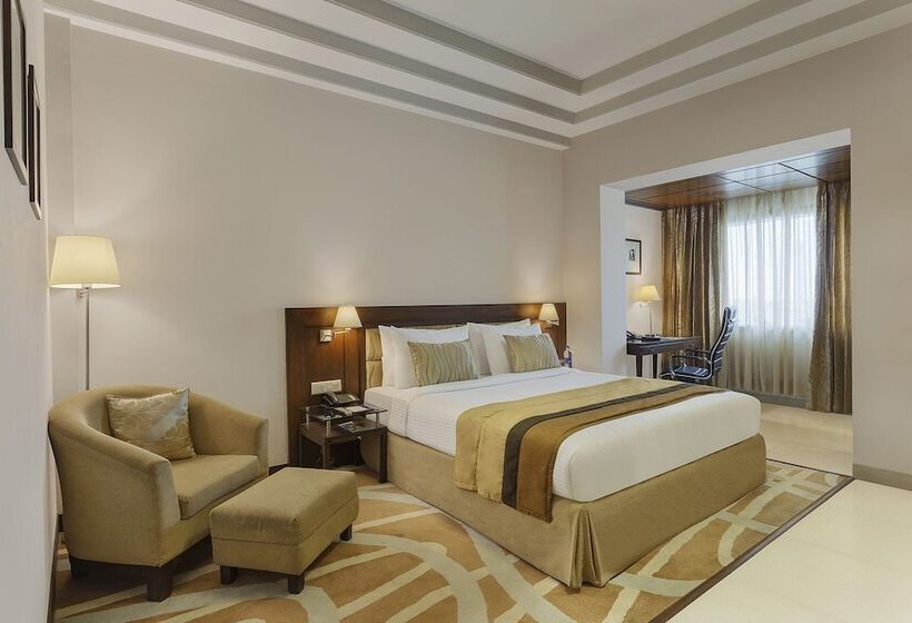 فندق City Heart Sarovar Portico