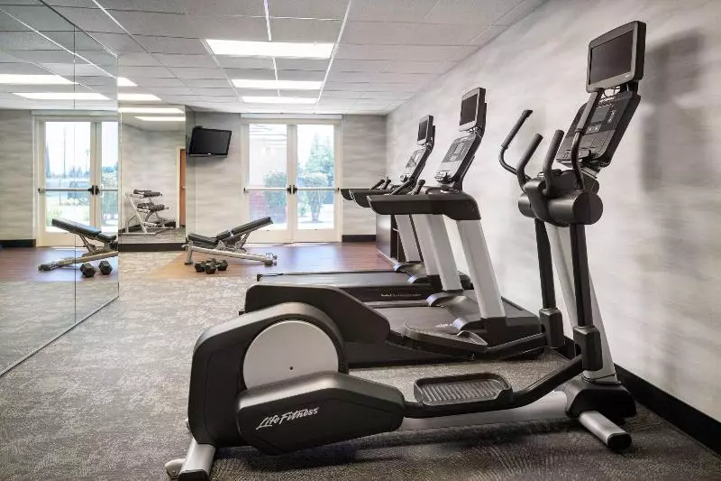 酒店 Fairfield Inn & Suites By Marriott Visalia Tulare