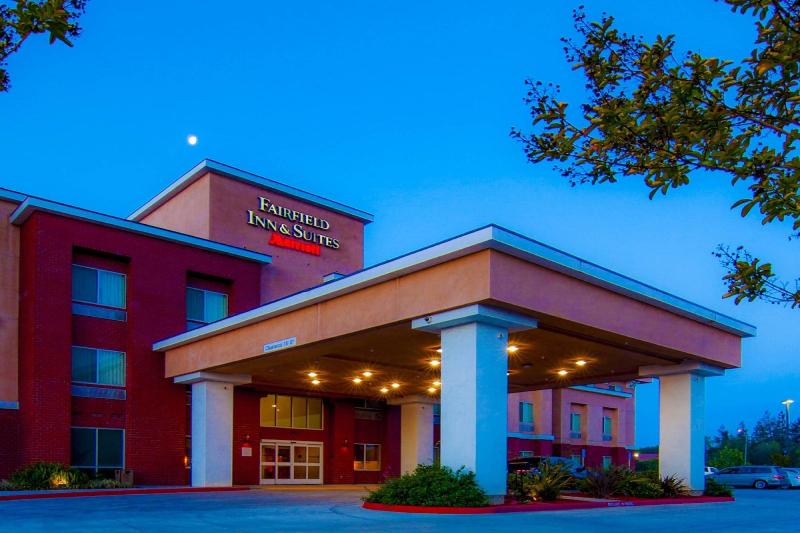 فندق Fairfield Inn & Suites By Marriott Visalia Tulare